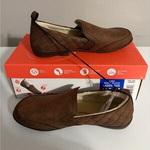 JSPORT JBU by Jambu Lisa Brown Loafer Clog Slippers Size 7 NWT